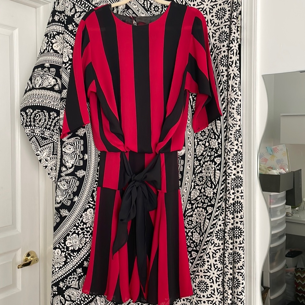 IRRESISTIBLE II DEEP RED AND BLACK WIDE STRIPE BLOUSON SOFT FLOWING DRESS